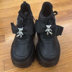 Kawaii Harajuku Tokyo thick sole Platform Sneakers with Bow and Bear Charm 7 New